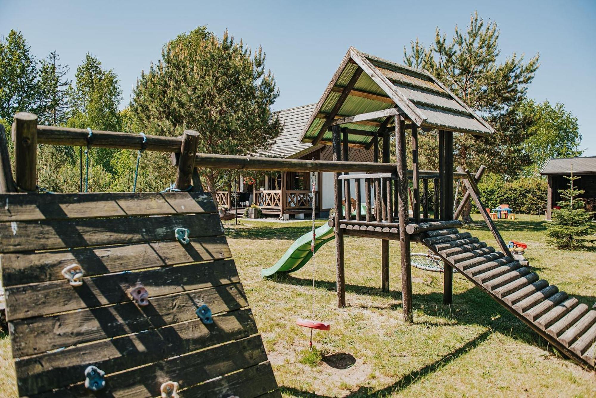 Rajski Domek Nad Jeziorem Radacz Villa Borne Sulinowo Exterior photo